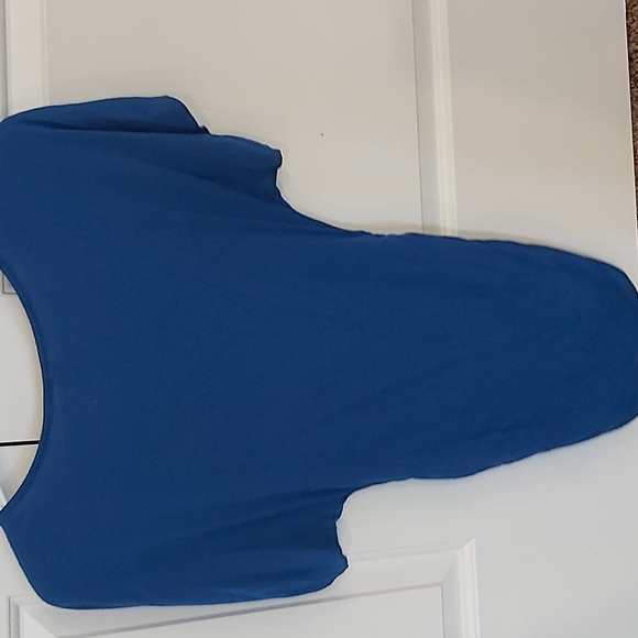 Shirt-size XS - Picture 2 of 3